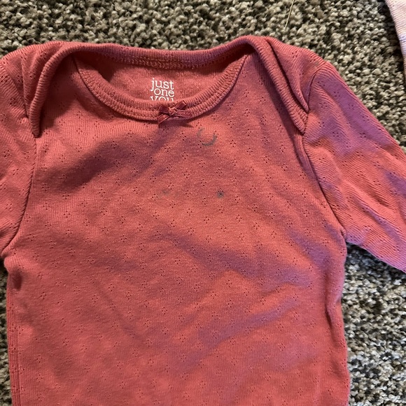 Carter’s long sleeve onesies - Picture 6 of 7